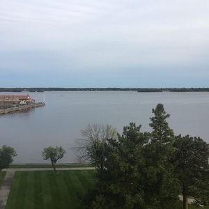 Meet your Posher, Jerry